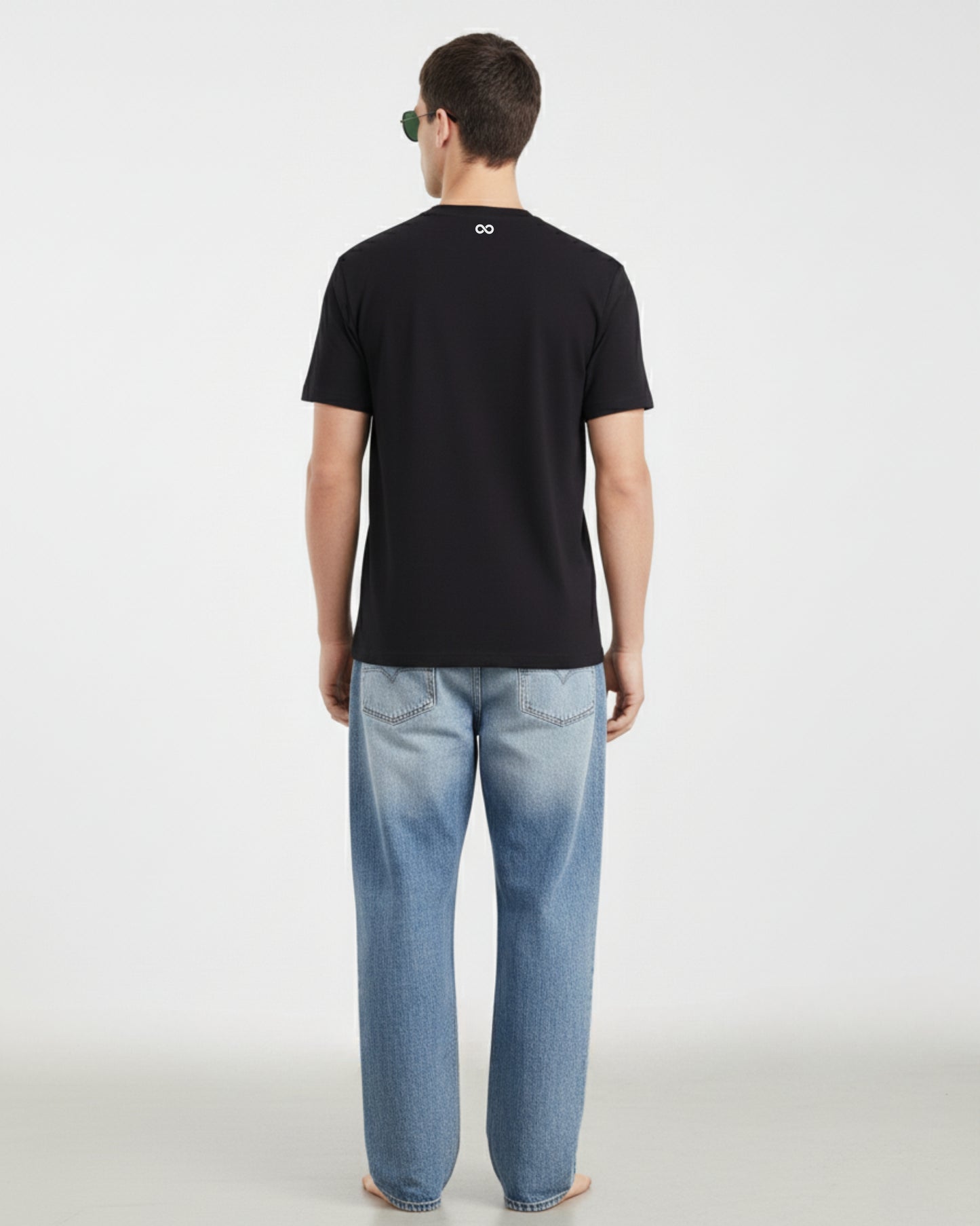 Camiseta Basica - Monarch Black